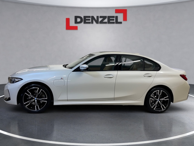 Bild 1: BMW 330e xDrive Limousine MX G20