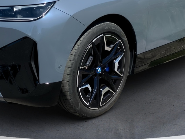 Bild 4: BMW PKW i-Serie iX xDrive40 I20 XE2