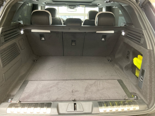 Bild 9: Land Rover Range Rover Sport D300 Dynamic HSE