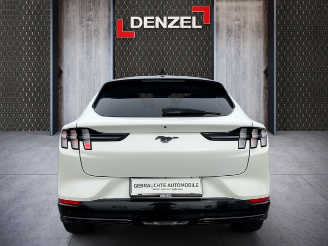 Bild 10: Ford Mustang