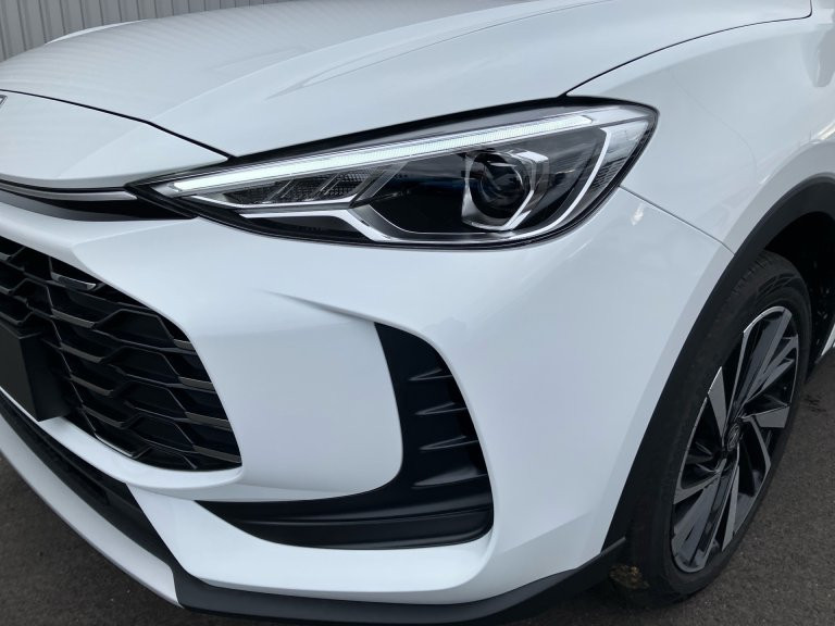 Bild 6: MG ZS HEV Luxury/25.5 Österreich Paket