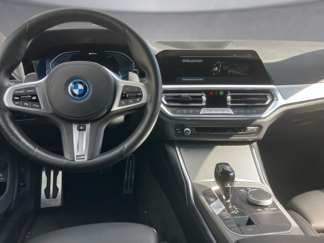 Bild 6: BMW 330e xDrive Touring G21 XB1