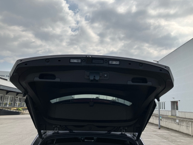 Bild 13: Mitsubishi Grandis 1,3 Petrol Intense S+C+T 26