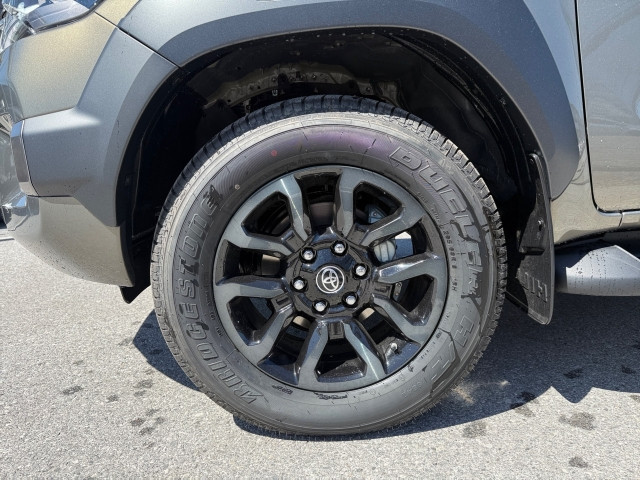 Bild 7: Toyota Hilux 2,8 l AT Double Cab Invincible