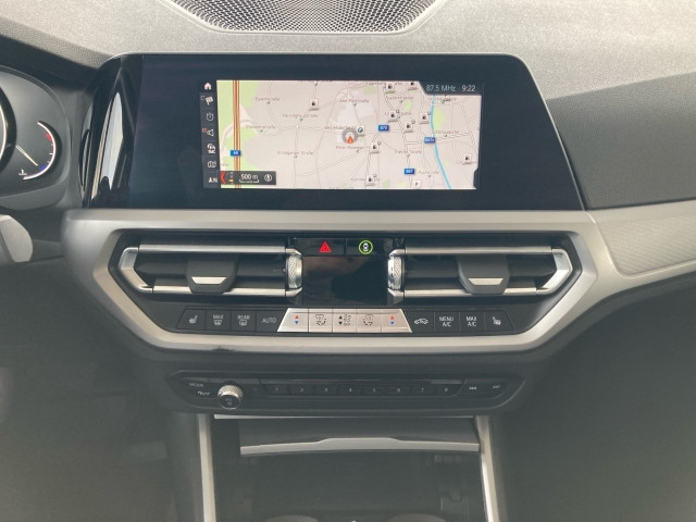 Bild 5: BMW 320d xDrive Touring