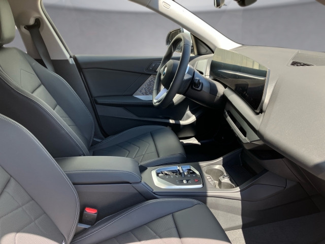 Bild 10: BMW BMW 216 Gran Coupe