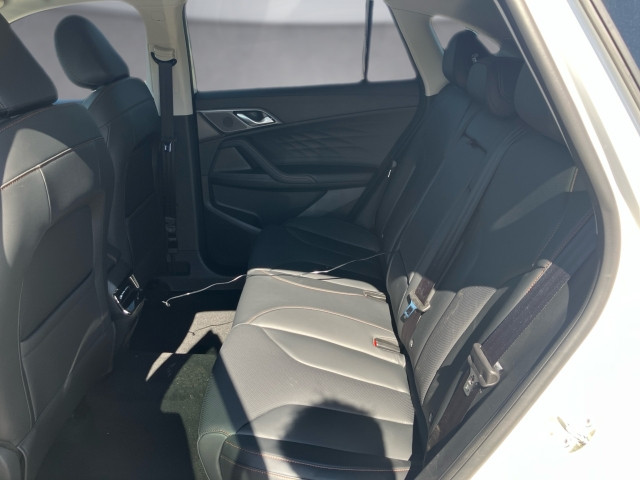 Bild 11: MG HS HEV Luxury Lenkradhzg. 25.5
