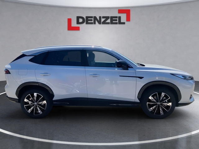 Bild 4: MG HS HEV Luxury Lenkradhzg. 25.5