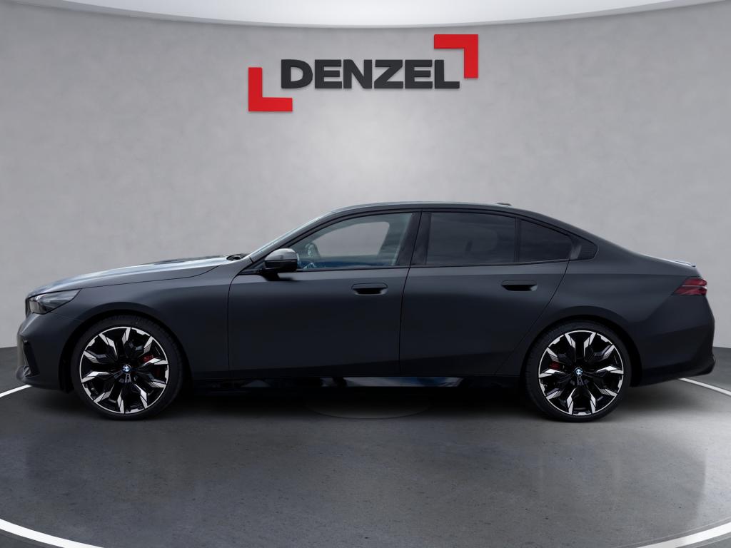 Bild 1: BMW i5 eDrive40 Limousine