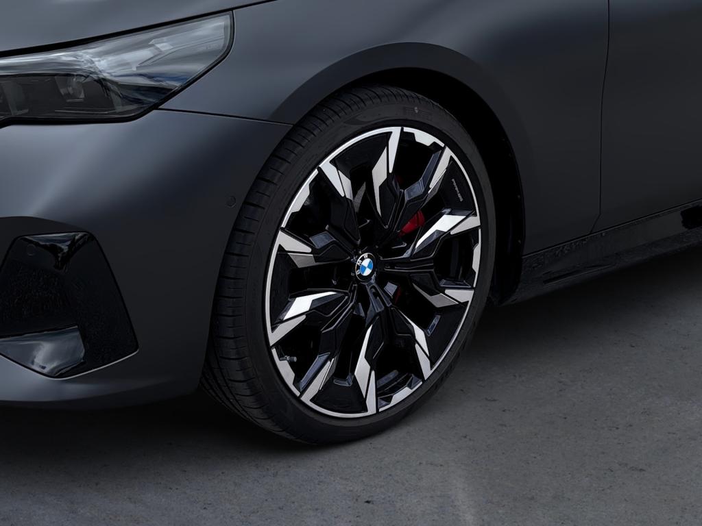 Bild 7: BMW i5 eDrive40 Limousine