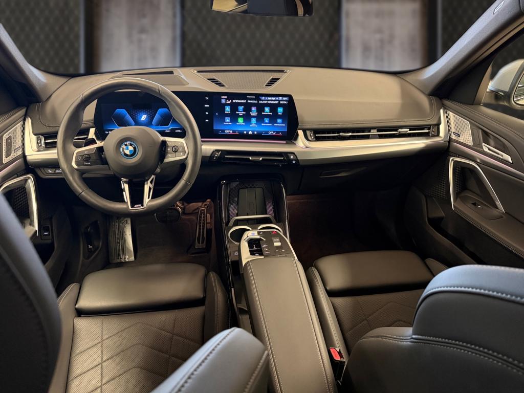 Bild 8: BMW iX1 eDrive20 U11 HB0