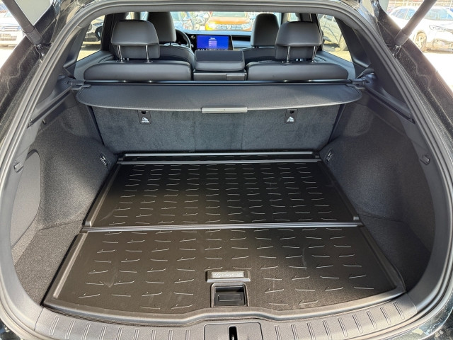 Bild 12: Lexus RX350h 4WD 250PS Executive + Technologiepaket