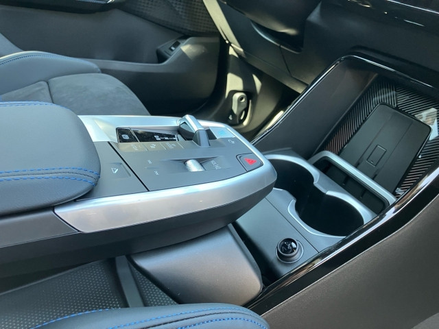 Bild 8: BMW iX1 eDrive20 U11 HB0