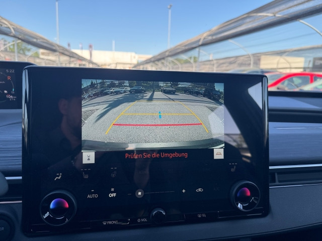 Bild 10: Toyota C-HR+ 2WD Teamplayer