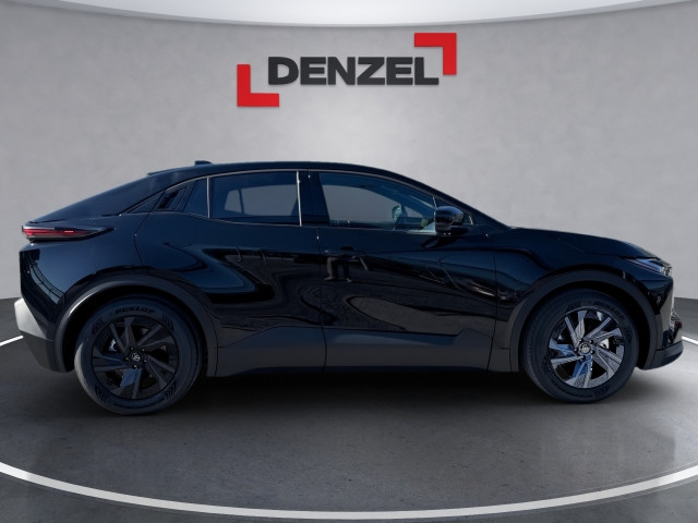 Bild 1: Toyota C-HR+ 2WD Teamplayer
