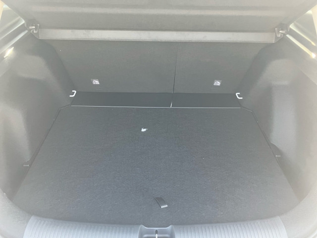 Bild 9: MG ZS HEV Select Heizpaket/25.5
