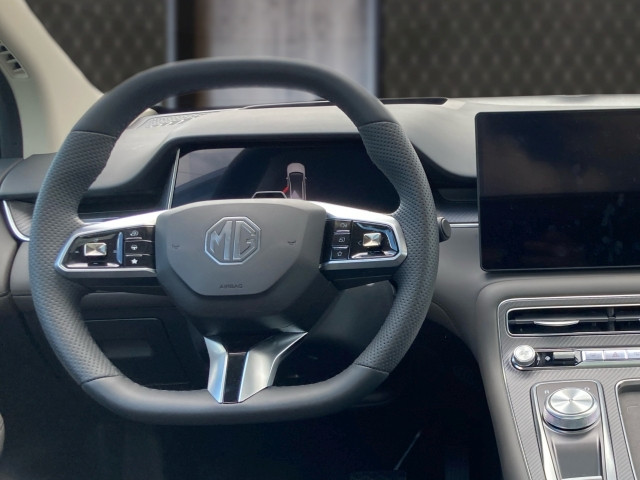 Bild 9: MG S6 Luxury 4WD 77kwh/299kw Österreich Paket EV/PHEV