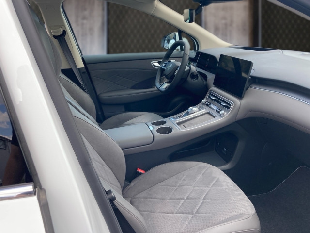 Bild 10: MG S6 Luxury 4WD 77kwh/299kw Österreich Paket EV/PHEV