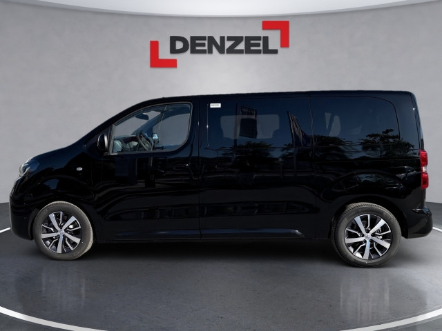 Bild 1: Toyota Proace Verso L1 5-türig Teamplayer 2,2L Diesel 8-S