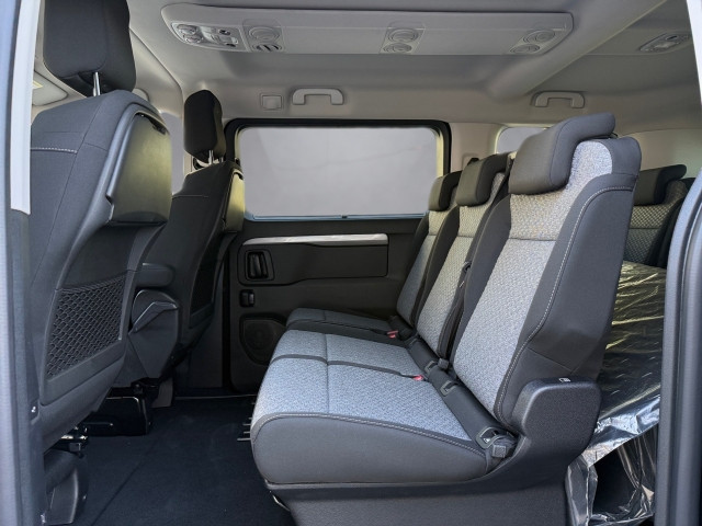 Bild 7: Toyota Proace Verso L1 5-türig Teamplayer 2,2L Diesel 8-S