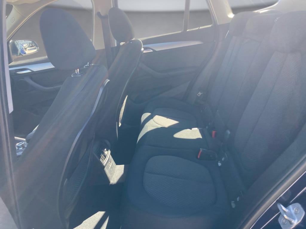 Bild 11: BMW X1 sDrive18i