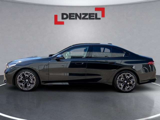 Bild 1: BMW 550e xDrive Limousine G60 XB1