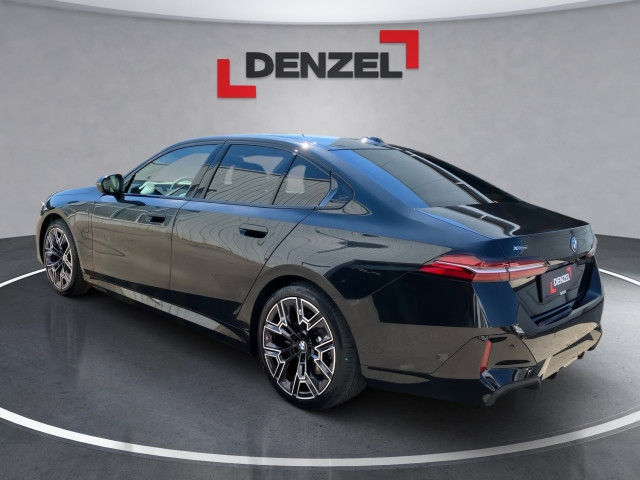 Bild 2: BMW 550e xDrive Limousine G60 XB1