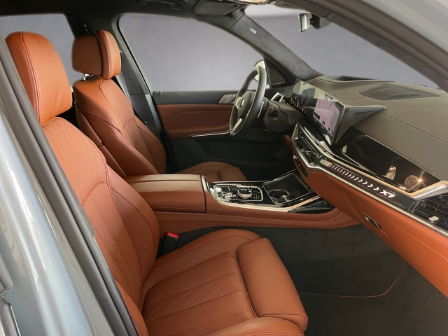 Bild 10: BMW X7 xDrive40d G07 B57
