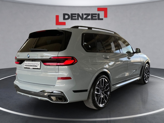 Bild 3: BMW X7 xDrive40d G07 B57