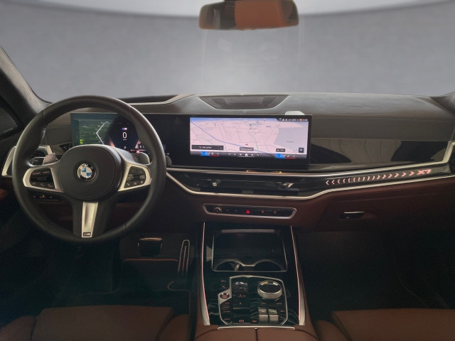 Bild 8: BMW X7 xDrive40d G07 B57