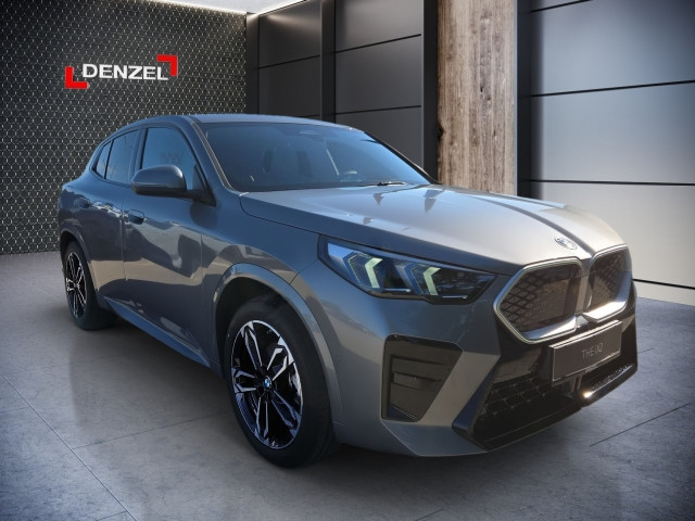 Bild 5: BMW iX2 eDrive 20 U10