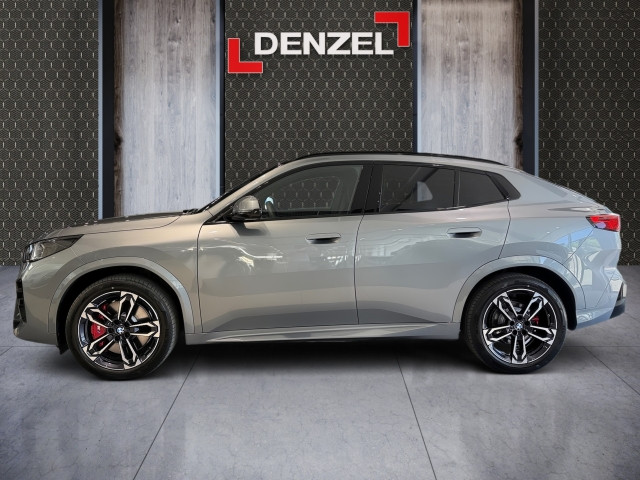Bild 1: BMW iX2 eDrive20 U10 HB0