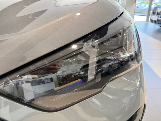 Bild 6: BMW iX2 eDrive20 U10 HB0
