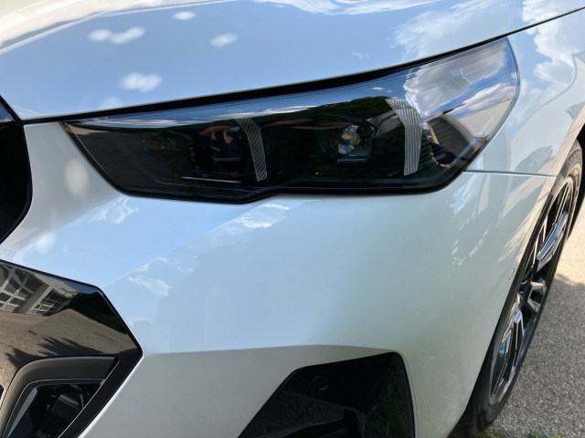 Bild 6: BMW i5 eDrive40 Limousine