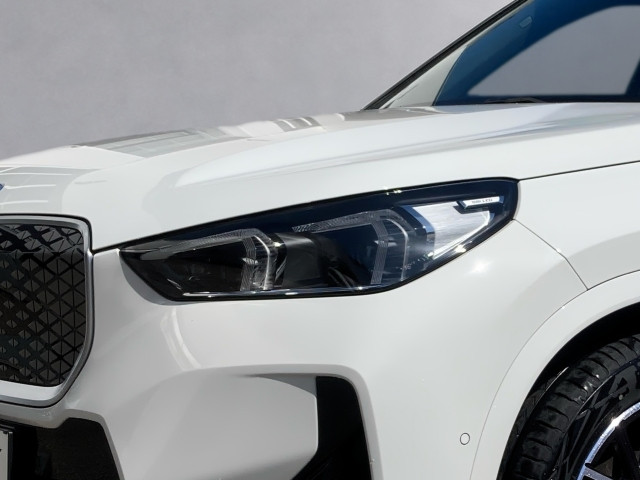 Bild 6: BMW iX1 xDrive30 U11
