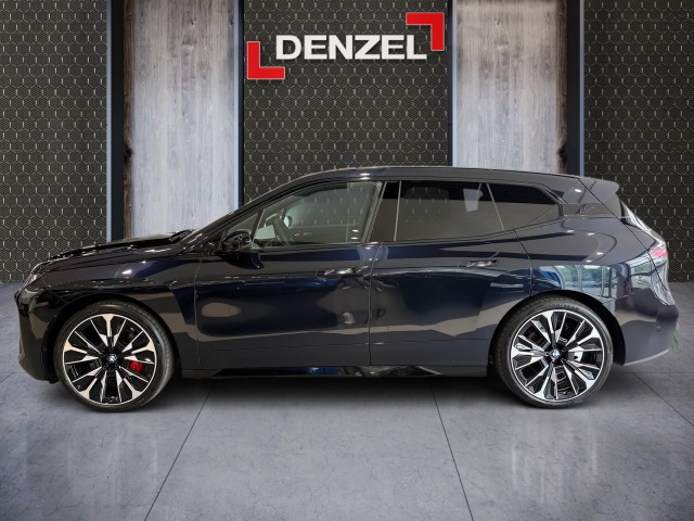 Bild 1: BMW PKW i-Serie iX xDrive60