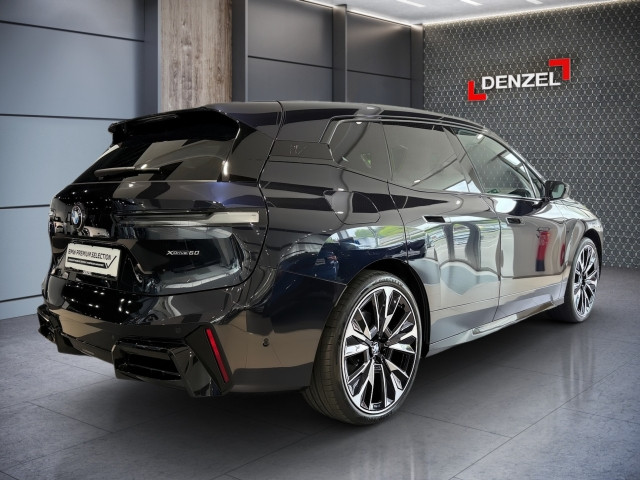 Bild 3: BMW PKW i-Serie iX xDrive60