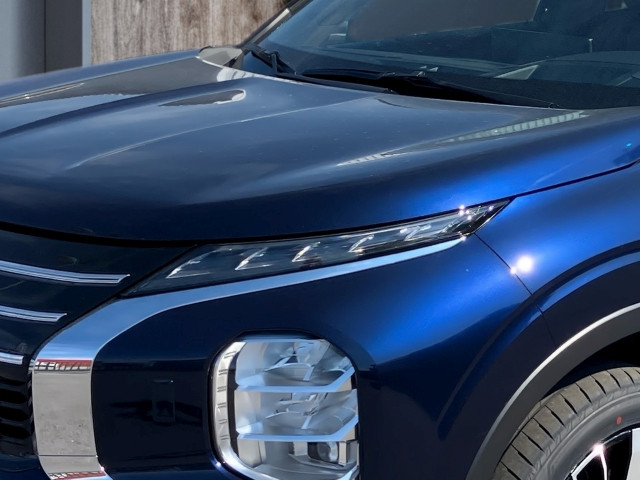 Bild 6: Mitsubishi Outlander PHEV 2,4 4WD Diamond Luxury Led. Braun