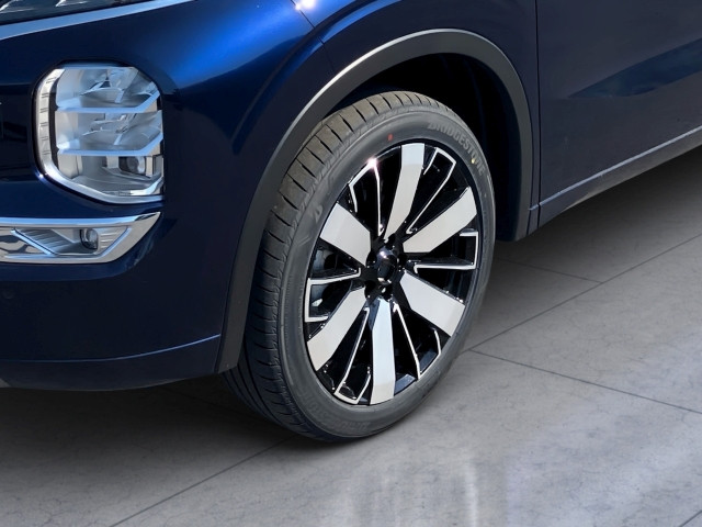 Bild 7: Mitsubishi Outlander PHEV 2,4 4WD Diamond Luxury Led. Braun