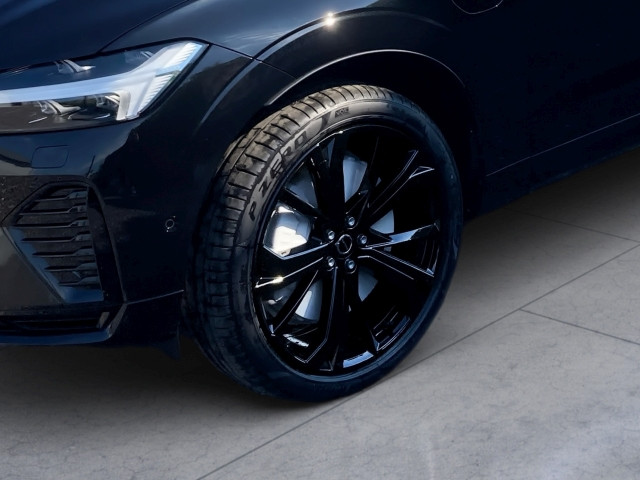 Bild 7: VOLVO PKW XC60 Black Edition Ultra, T6 AWD Plug-in Hybrid, Elektrisch/