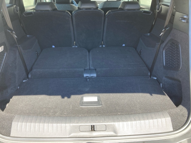 Bild 12: Peugeot 5008 Allure H<brid 145 e-DCS6