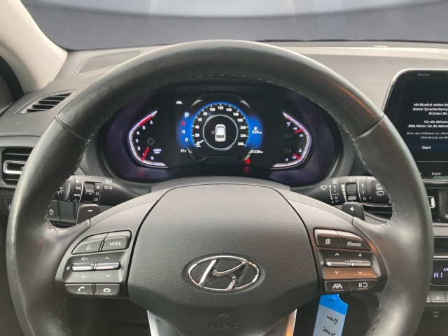 Bild 9: Hyundai i30 CW 1,6 CRDi Tren