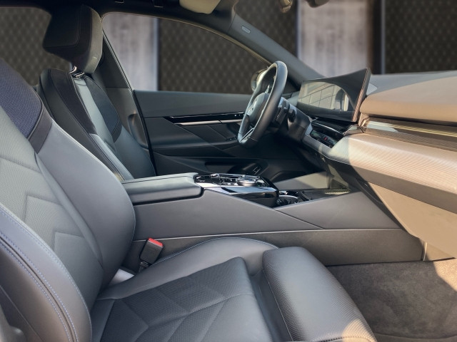 Bild 5: BMW 530e xDrive Touring G61 XB1