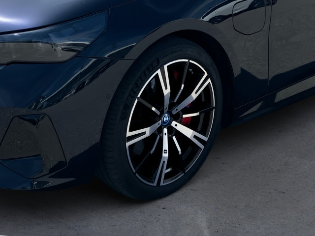Bild 7: BMW 550e xDrive Limousine G60 XB1