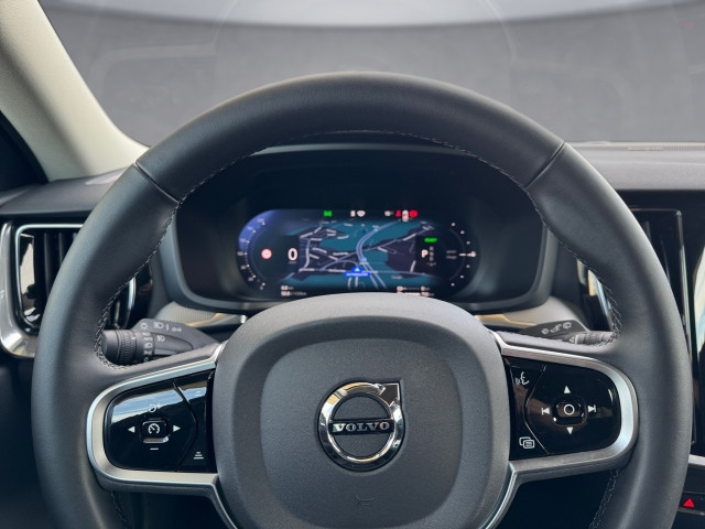 Bild 9: VOLVO PKW V60 Plus, T6 eAWD Plug-in Hybrid, Elektrisch/Benzin, Dark