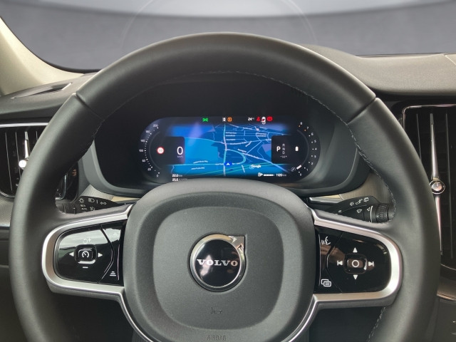 Bild 9: VOLVO PKW XC60 Core, B5 AWD Mild Hybrid, Benzin