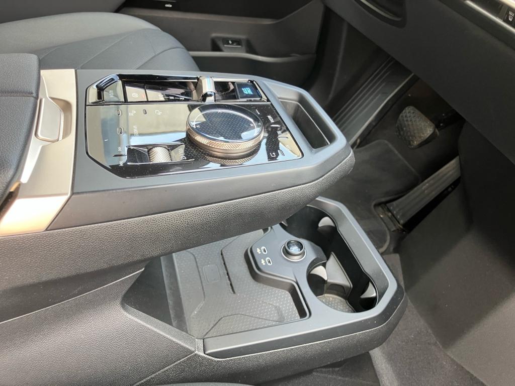 Bild 12: BMW iX xDrive40 I20 XE2