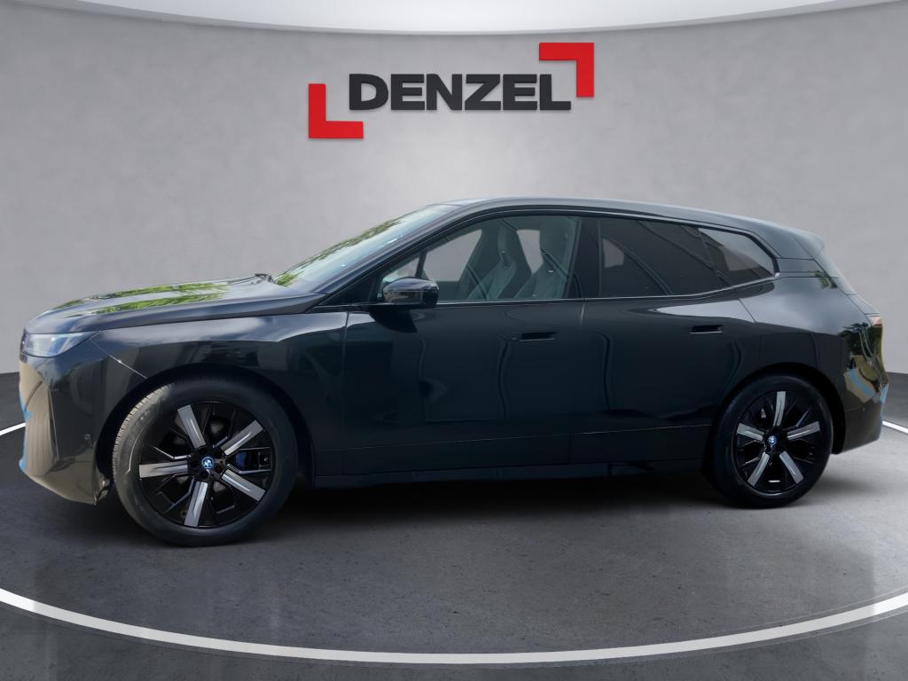 Bild 1: BMW iX xDrive40 I20 XE2