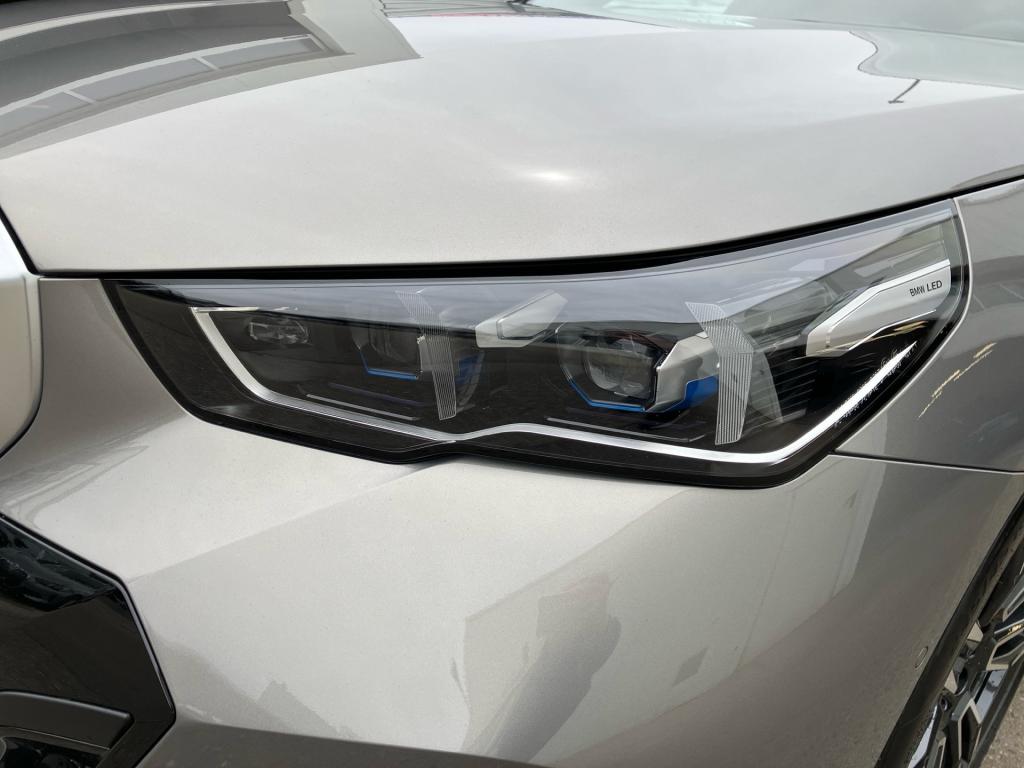 Bild 6: BMW i5 xDrive40 Touring