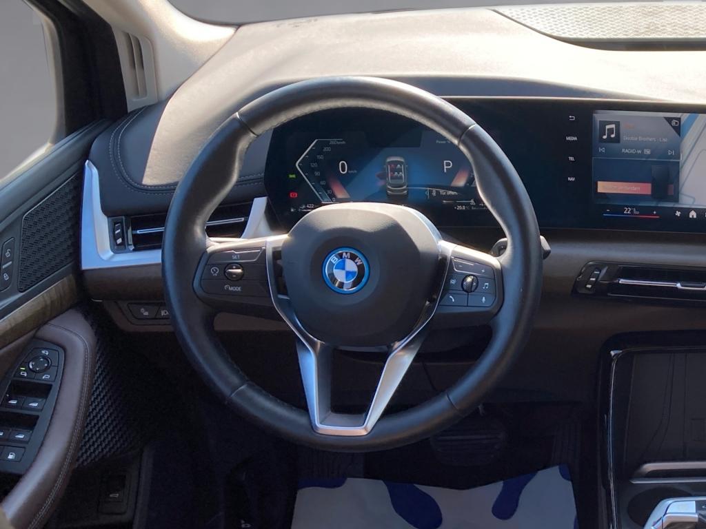 Bild 9: BMW 225e xDrive A.T. U06 PHEV